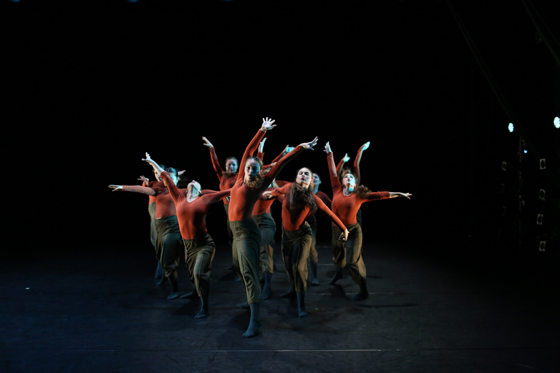 SADC October 2018 "In Company" Choreographed by Yin-Yue Dance Company